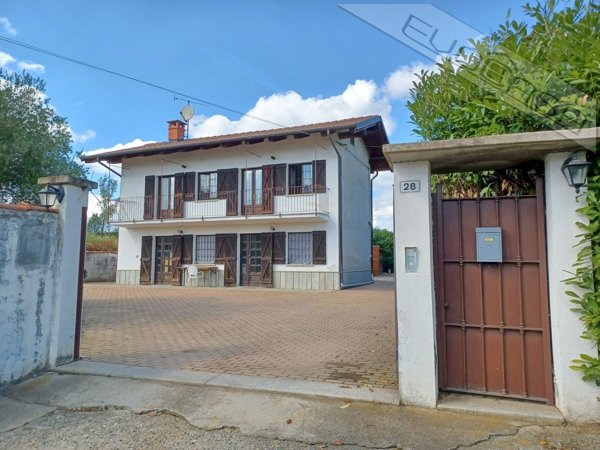 casa indipendente in vendita a Barge