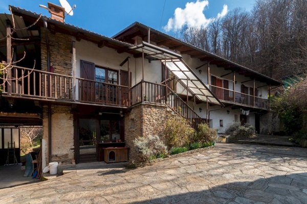 casa indipendente in vendita a Barge