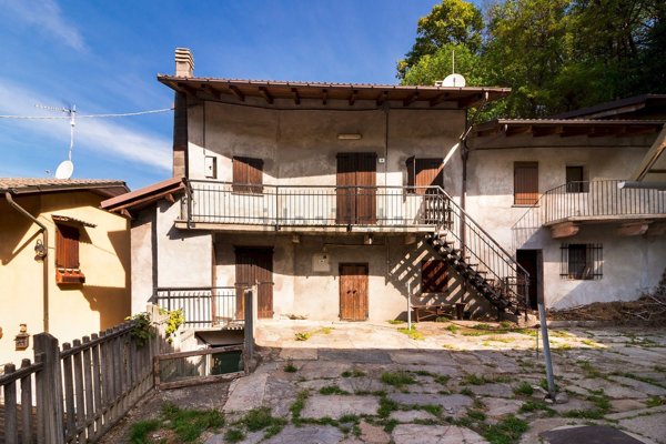 casa indipendente in vendita a Barge