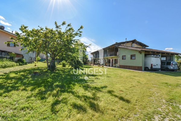 casa indipendente in vendita a Barge