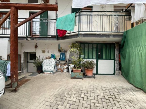 casa indipendente in vendita a Barge