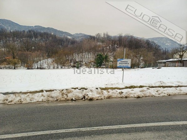 terreno edificabile in vendita a Barge