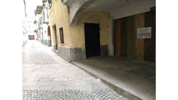 casa indipendente in vendita a Barge