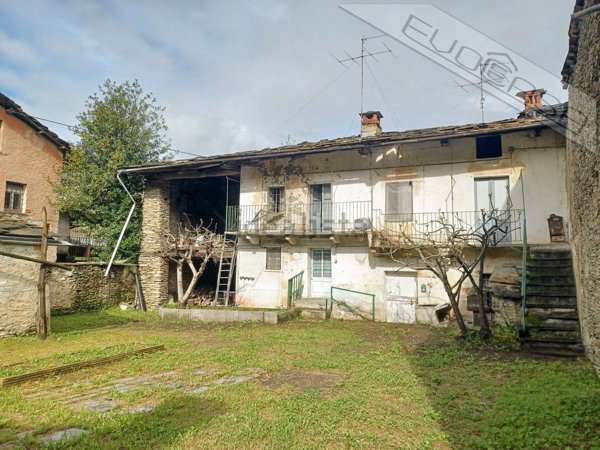 casa indipendente in vendita a Barge