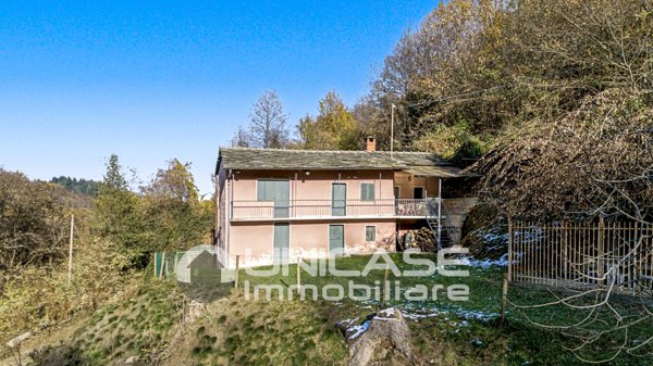 casa indipendente in vendita a Barge