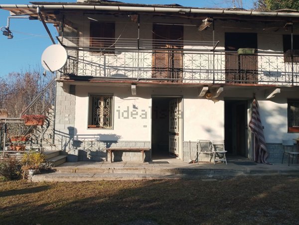 casa indipendente in vendita a Barge