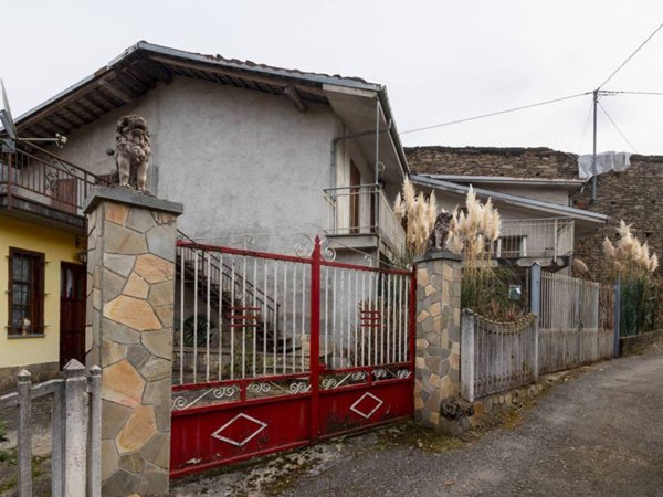 casa indipendente in vendita a Barge