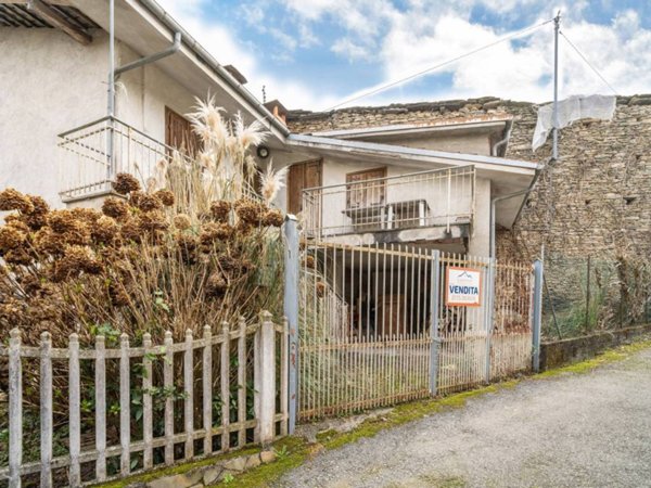 casa indipendente in vendita a Barge