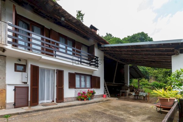 casa indipendente in vendita a Barge