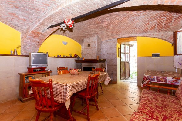 casa indipendente in vendita a Barge