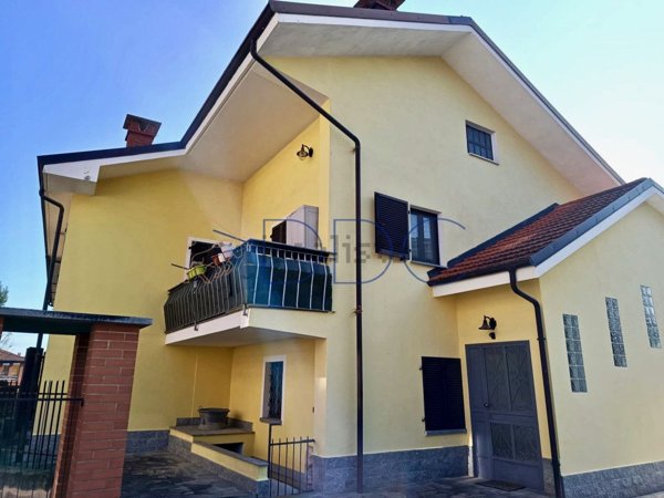 casa indipendente in vendita a Barge