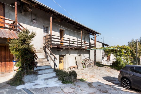 casa indipendente in vendita a Barge