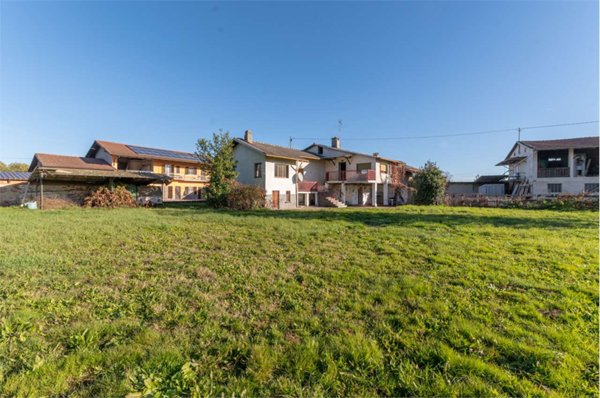 casa indipendente in vendita a Barge