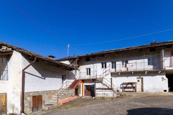 casa semindipendente in vendita a Barge