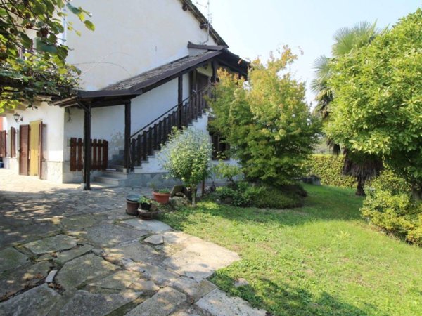 casa indipendente in vendita a Barge