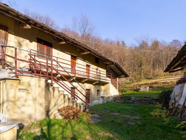 casa indipendente in vendita a Barge