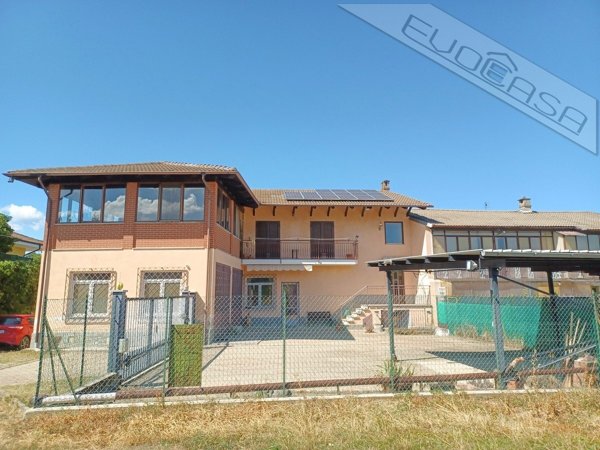 casa indipendente in vendita a Barge