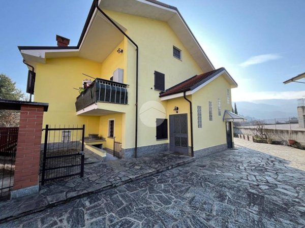 casa indipendente in vendita a Barge
