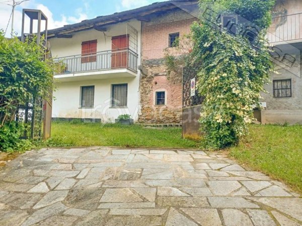 casa indipendente in vendita a Barge