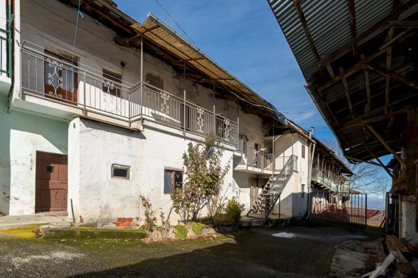 casa indipendente in vendita a Barge