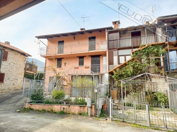 casa indipendente in vendita a Barge