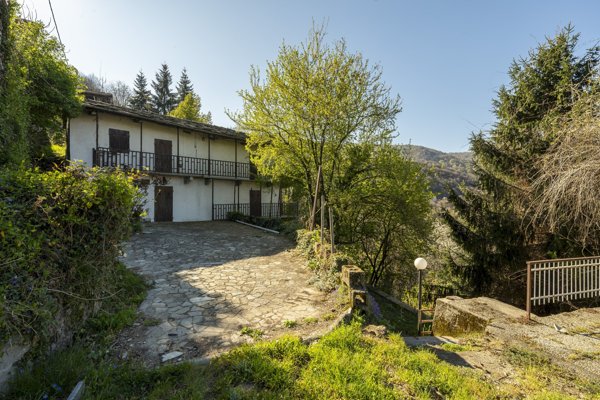 casa indipendente in vendita a Barge