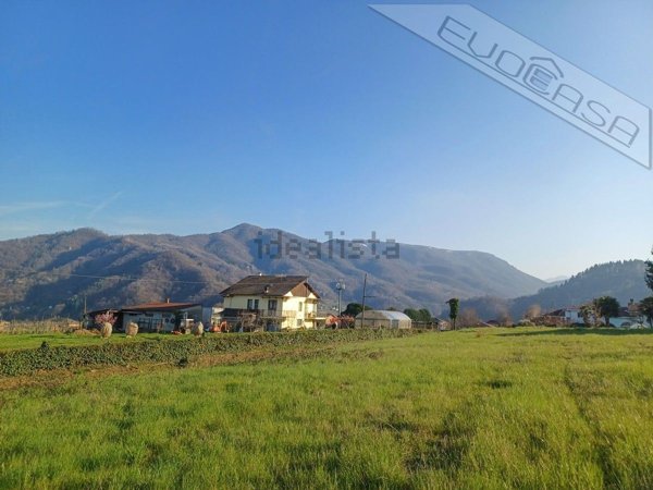 terreno edificabile in vendita a Barge