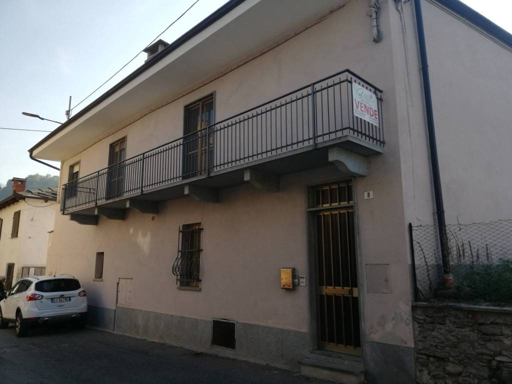 casa indipendente in vendita a Barge