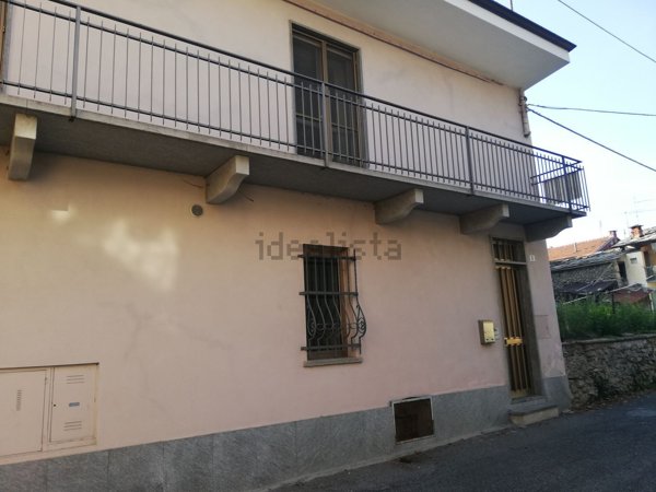 casa indipendente in vendita a Barge