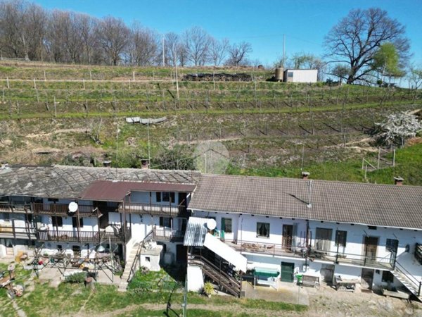 casale in vendita a Barge