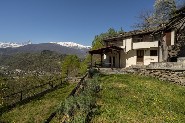 casa indipendente in vendita a Barge