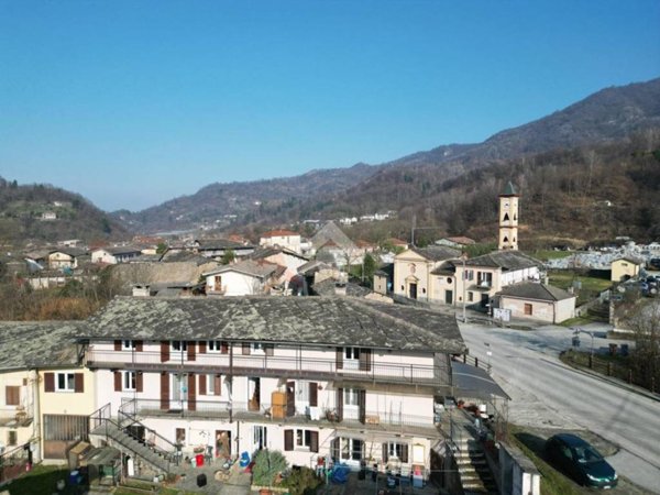 casa indipendente in vendita a Barge