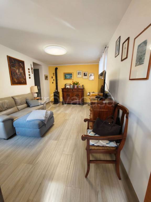 appartamento in vendita a Barge