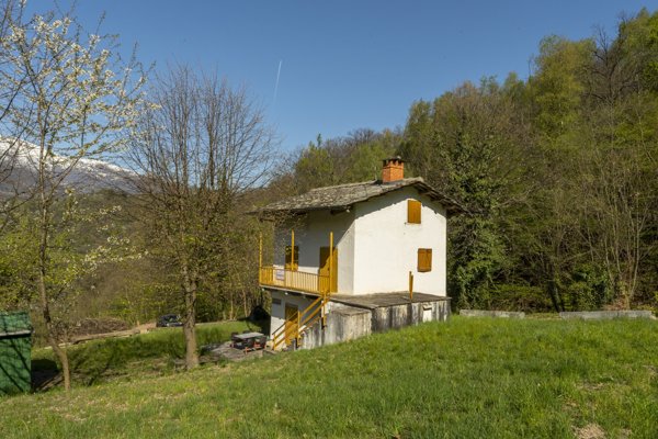 casa indipendente in vendita a Barge