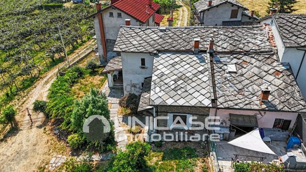 casa semindipendente in vendita a Barge