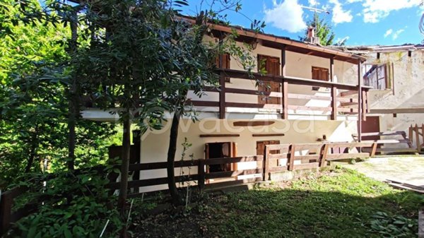 casa indipendente in vendita a Barge