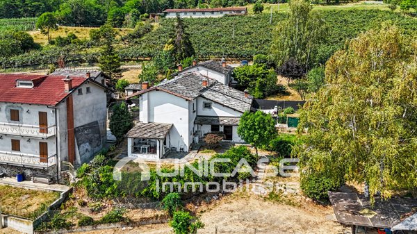 casa indipendente in vendita a Barge