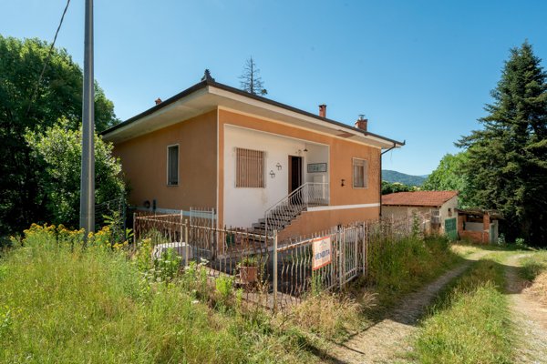 casa indipendente in vendita a Barge