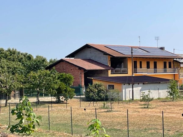 casa indipendente in vendita a Barge