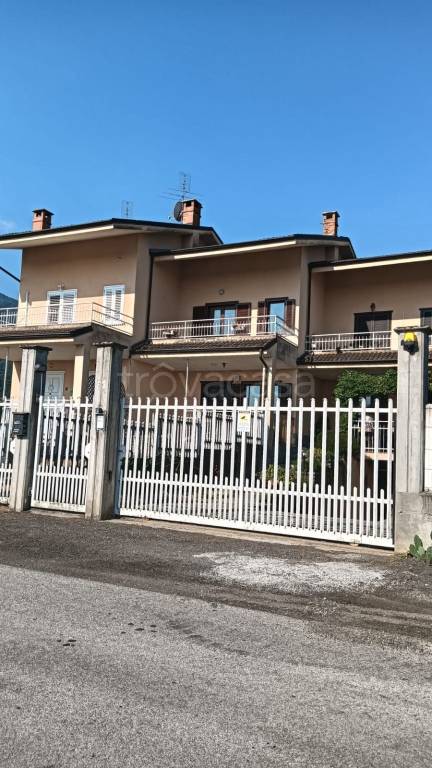 casa indipendente in vendita a Barge