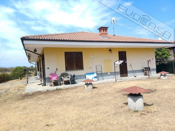 casa indipendente in vendita a Barge