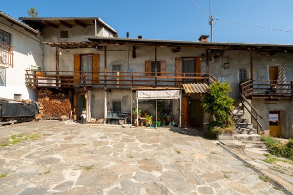 casa indipendente in vendita a Barge