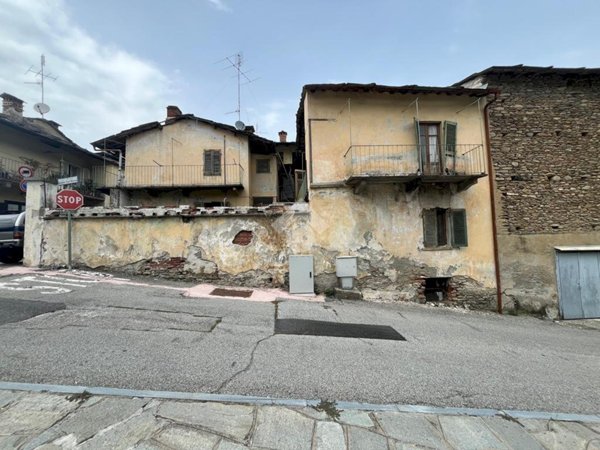 casale in vendita a Barge