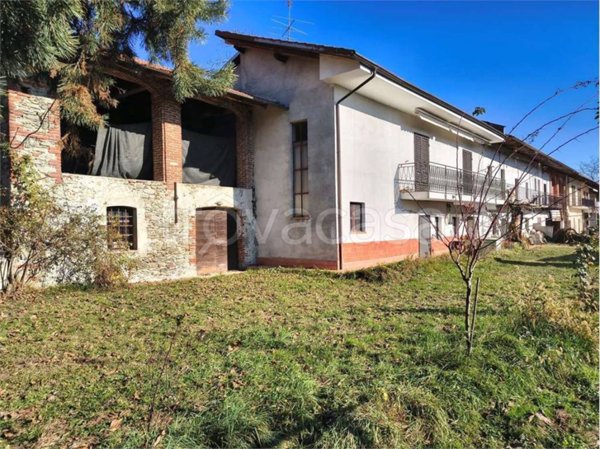 casa indipendente in vendita a Barge