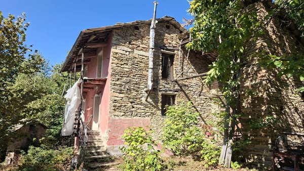 casa indipendente in vendita a Barge