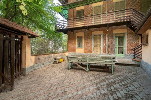 casa indipendente in vendita a Barge