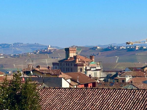 casa indipendente in vendita a Barolo