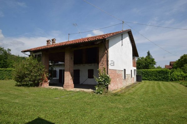 casa indipendente in vendita a Barolo