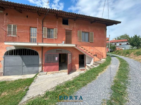 casa indipendente in vendita a Barolo