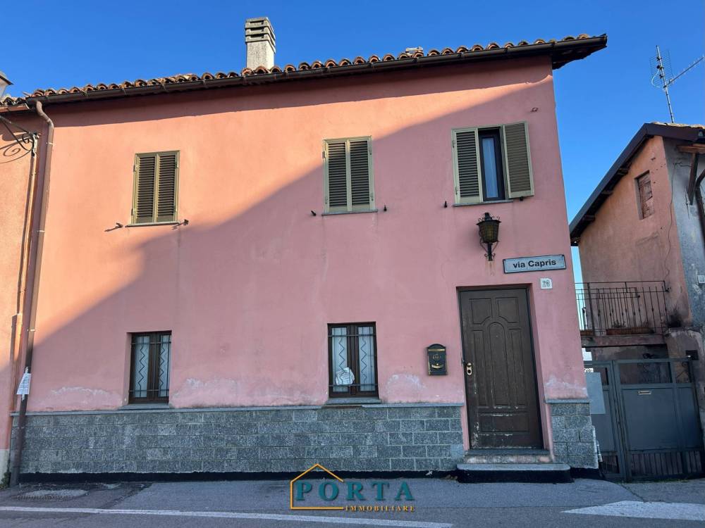 casa indipendente in vendita a Barolo